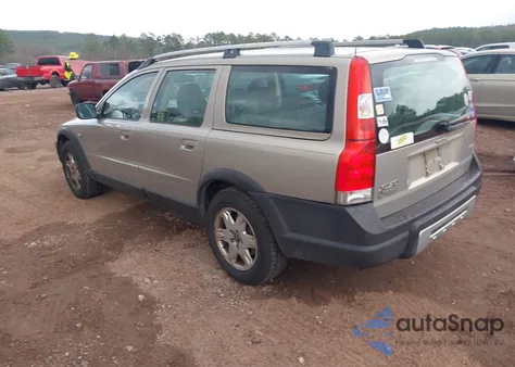 2005 Volvo Xc70 2.5T Awd z USA, uszkodzony, nr VIN YV1SZ592551203431
